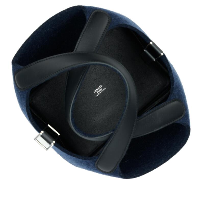 Hermès Bleu Nuit Feutre Wool and Black Swift Picotin Lock 18 PM Palladium Hardware - Image 7